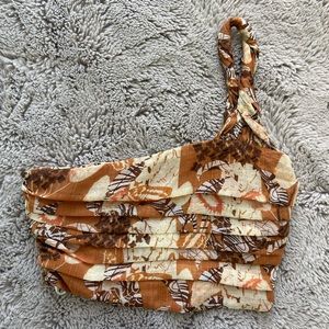 Lulu's one-shoulder patterned crop top size S